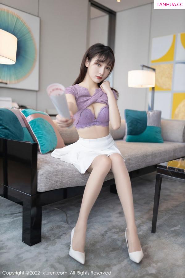 陆萱萱  [XiuRen]高清写真图 2022.02.10 No.4570 陆萱萱第11张图片